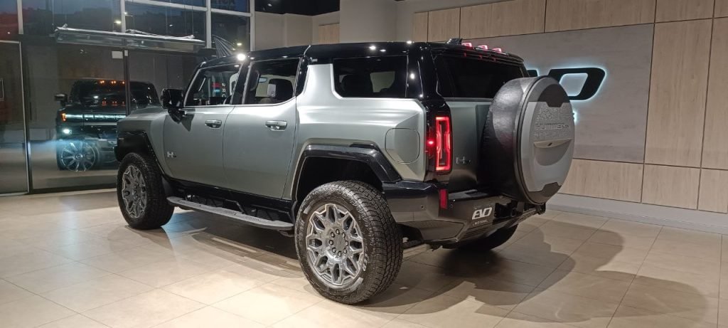 1741115174_gmc-hummer-1-1024x461.jpg