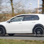 Новий «заряджений» Volkswagen T-Roc R 2027 вже на тестах