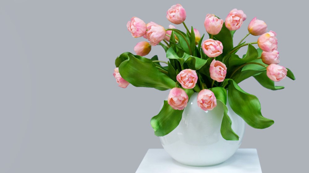 Топ-5 ідей для декору інтер’єру з використанням латексних квітів