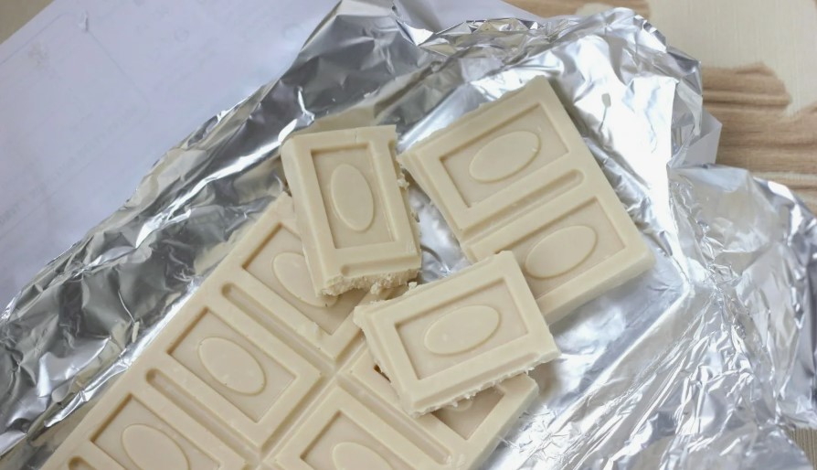 Солодка несподіванка: білий шоколад Torras